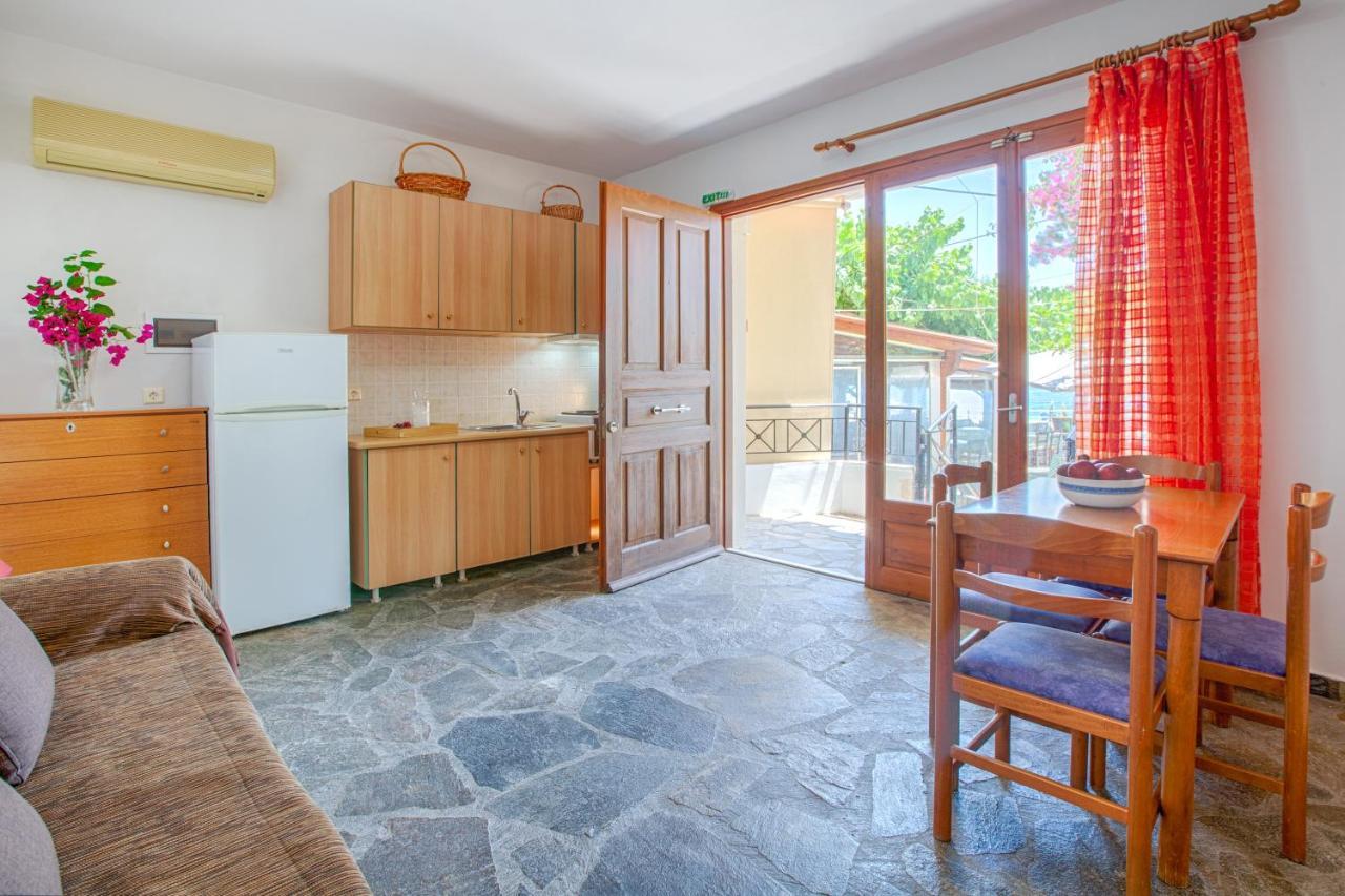 Giapis Apartment Μικρός Γιαλός Εξωτερικό φωτογραφία